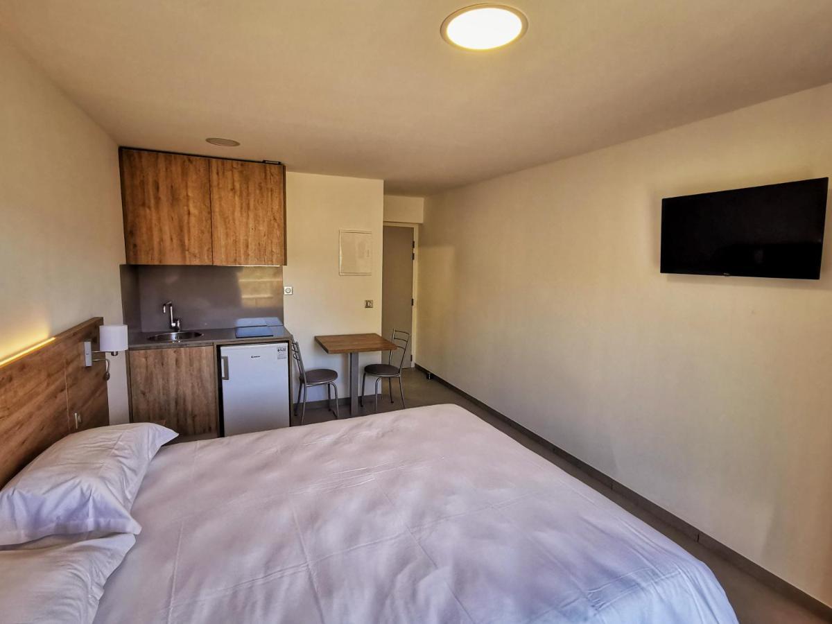 Ustaria Apartment Peri Ngoại thất bức ảnh